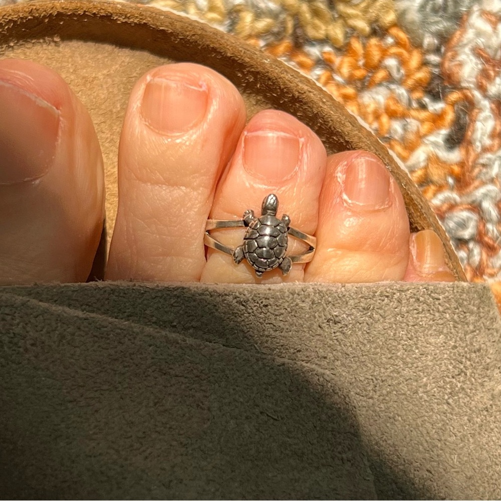 Adorable SS Turtle Toe or Pinky Ring